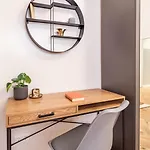 Apartman Oomph Breathe The Earthy Calm Of A 150sqm *