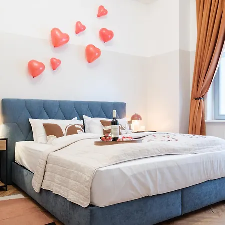 Apartman Oomph Breathe The Earthy Calm Of A 150sqm
