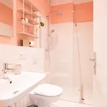 Διαμέρισμα Oomph Breathe The Earthy Calm Of A 150sqm *