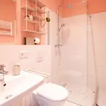 Oomph Breathe The Earthy Calm Of A 150sqm Διαμέρισμα Βερολίνο