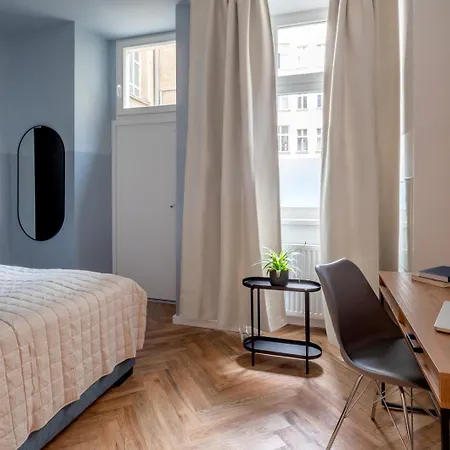 شقة Oomph Breathe The Earthy Calm Of A 150sqm