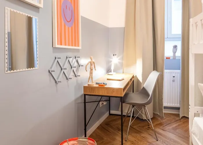 Oomph Breathe The Earthy Calm Of A 150sqm * Berlín