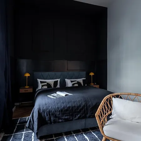 Oomph Breathe The Earthy Calm Of A 150sqm Appartement *