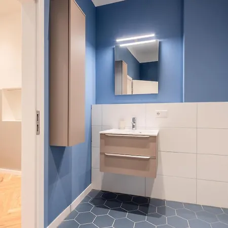 Oomph Breathe The Earthy Calm Of A 150sqm *