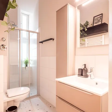 Oomph Breathe The Earthy Calm Of A 150sqm *