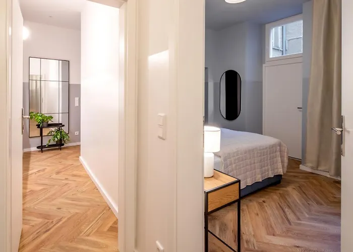 Oomph Breathe The Earthy Calm Of A 150sqm 柏林